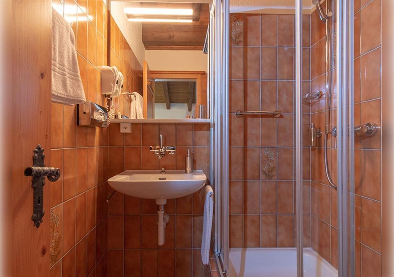 Madrisa Lodge Klosters-Serneus Zimmer foto